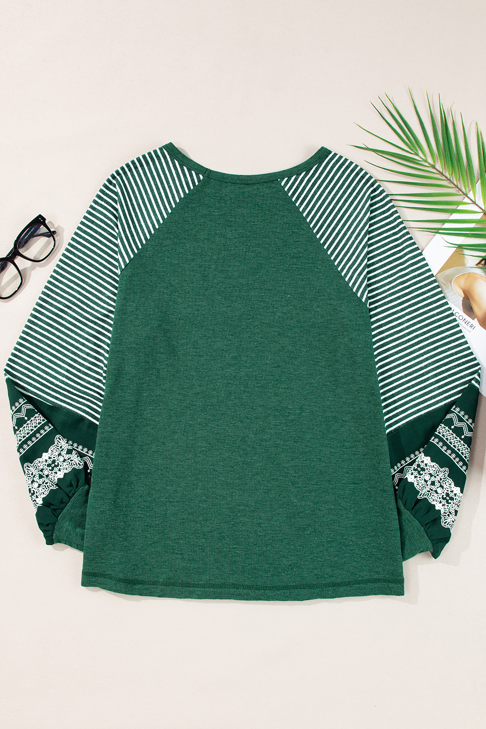 Comfortable and Chic Women's Loose Fit Striped Top for Daily Wear - Detail View 11