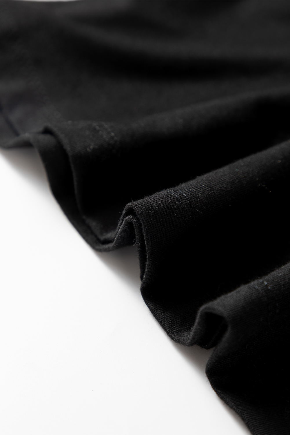 Women's Black Solid Color Long Sleeve Fitted Top - Elegant Round Neck Sheath Style - Detail View 9