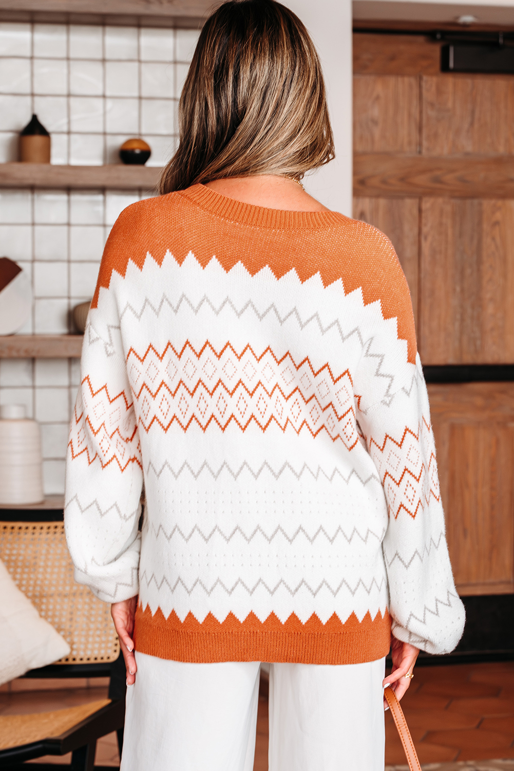 Stylish Long Sleeve Khaki Sweater with Color Block and Geometric Design - Detail View 2