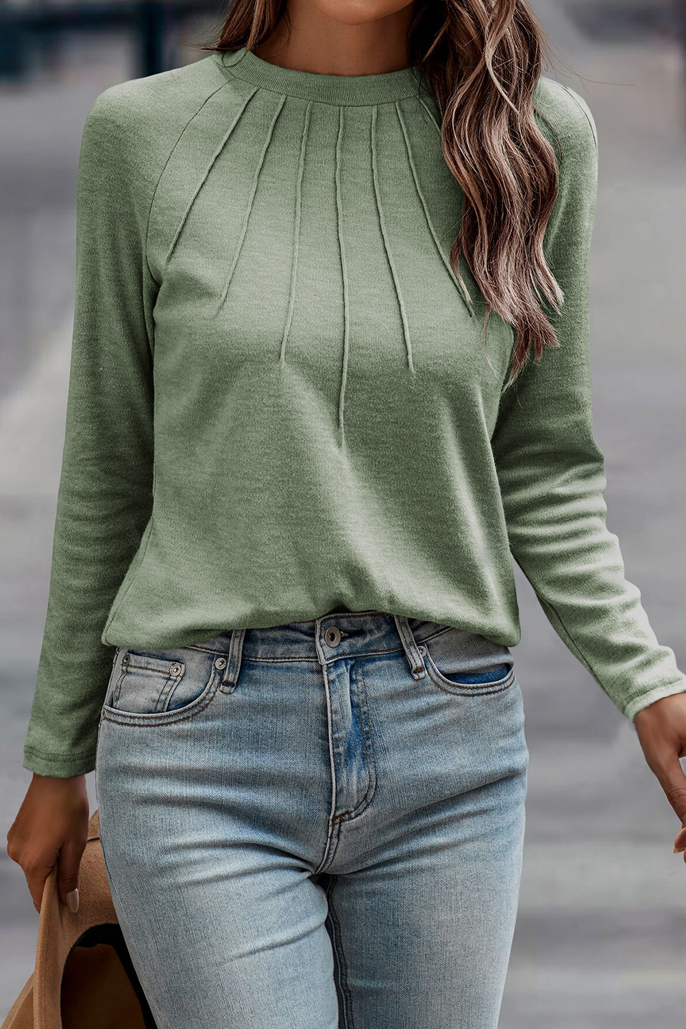 Comfortable Shift Silhouette Raglan Top for Daily Wear - Laurel Green - Detail View 3