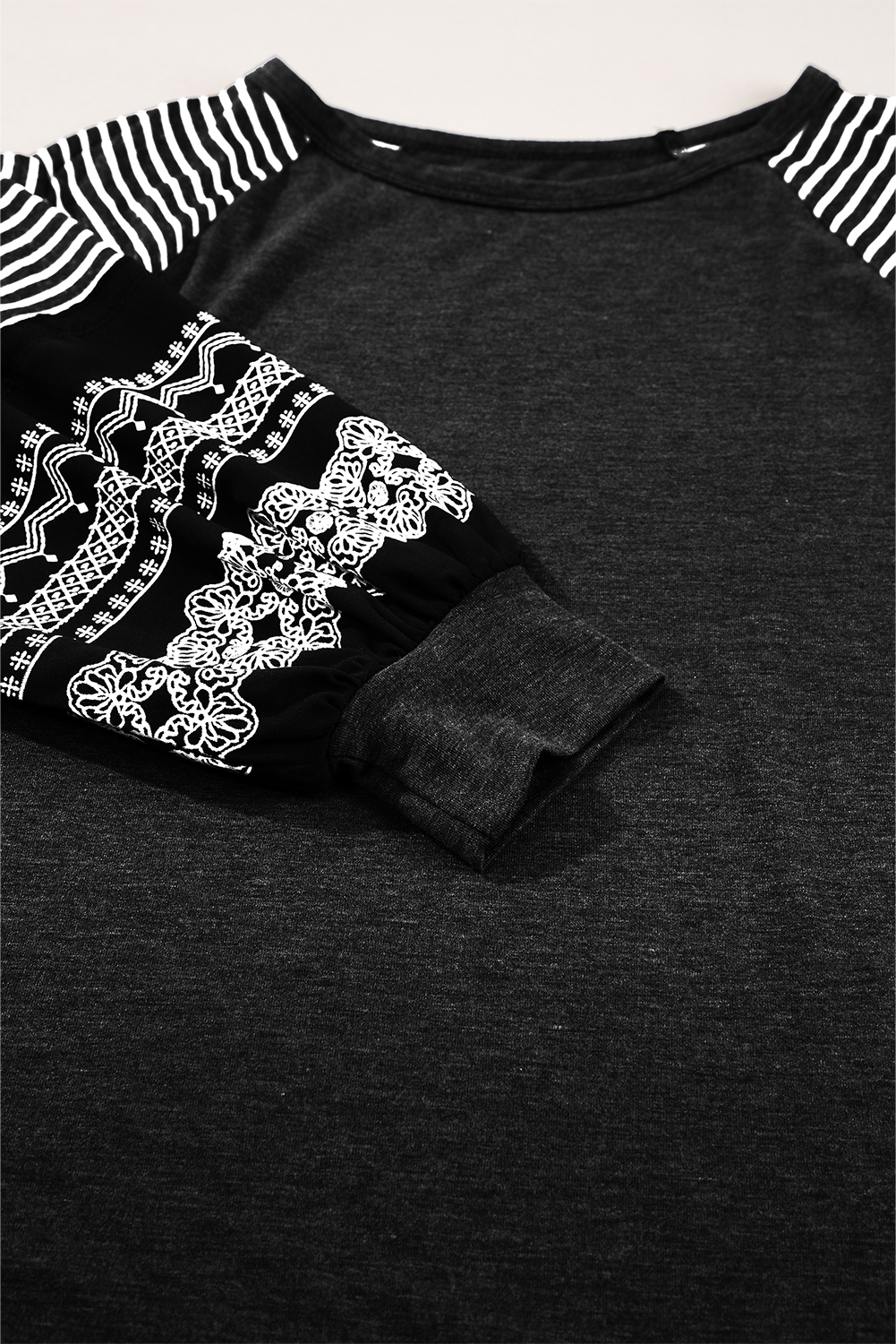 Casual Black Striped Raglan Top with Long Sleeves for Daily Wear - Detail View 10