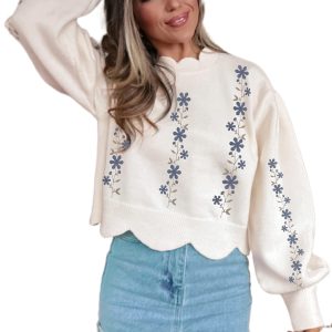 Women's White Floral Embroidered Scallop Hem Cropped Sweater - Casual Long Sleeve Top for Fall - Main View