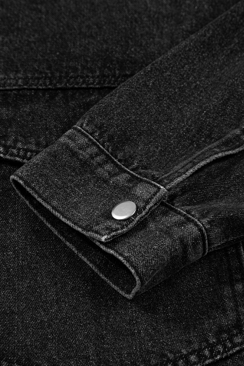Stylish Long Sleeve Black Denim Jacket for Fall & Autumn - Comfortable and Versatile - Detail View 14