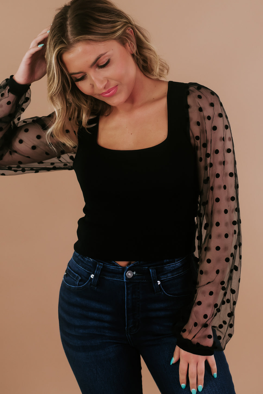 Stylish Women's Slim Fit Top with Polka Dot Print - Perfect for Daily Wear - Detail View 3