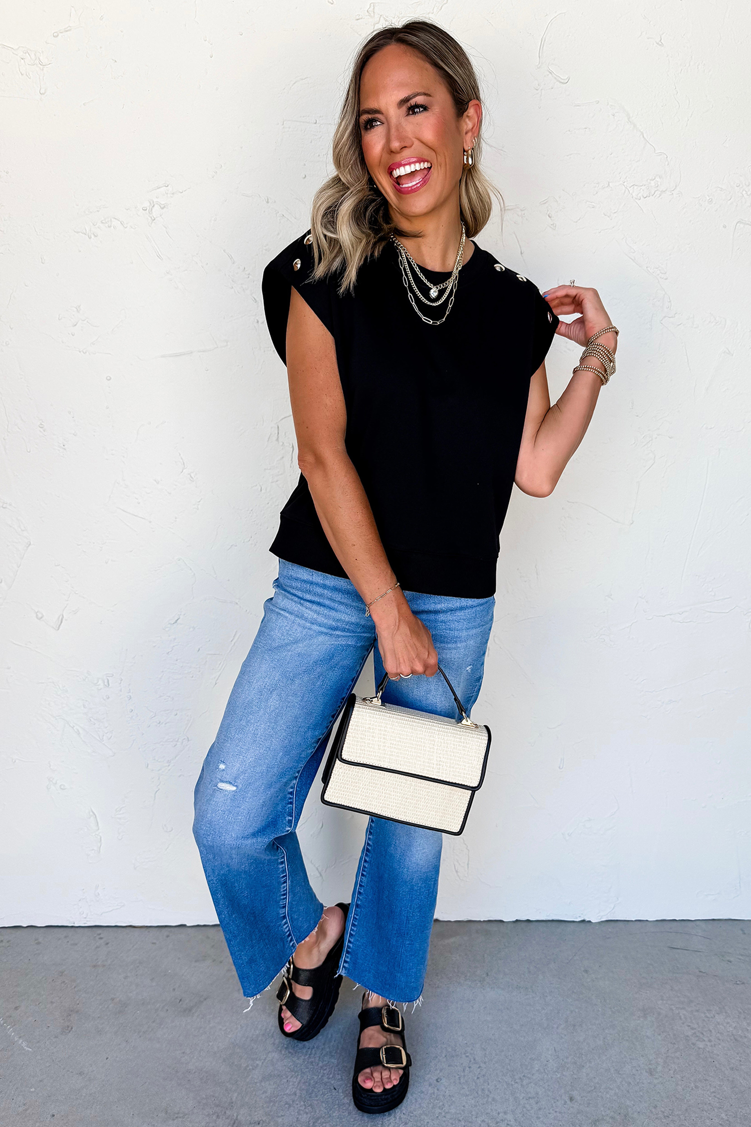 Modern Casual Summer Top – Versatile Black Shift Shirt for Women, Stylish Gift Idea - Detail View 6