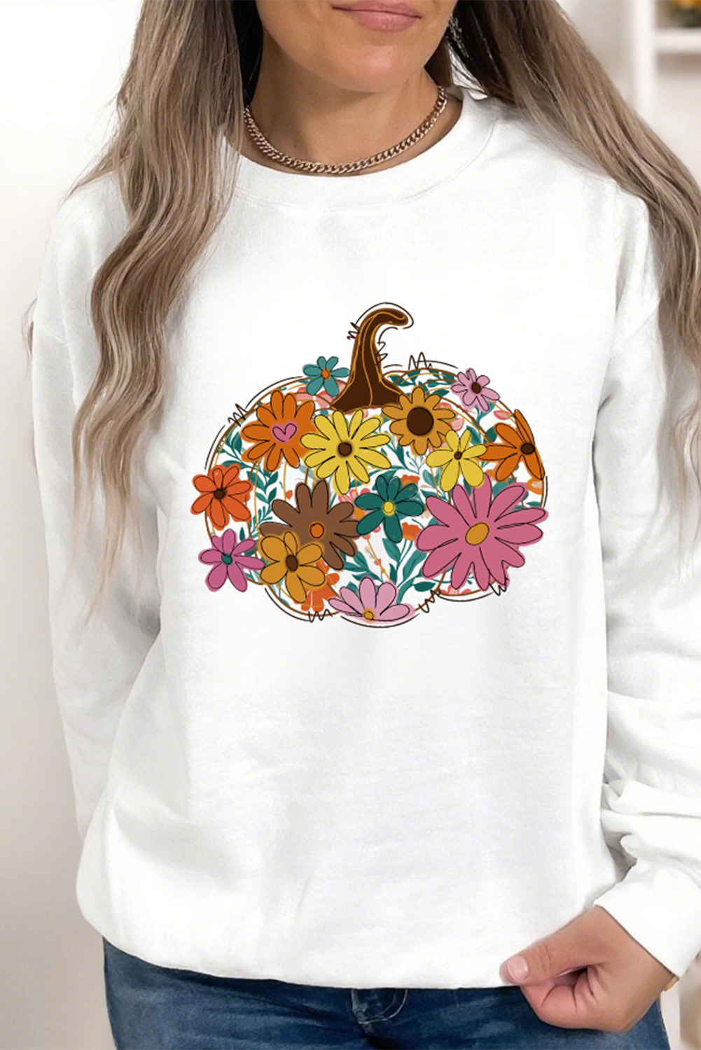 Casual White Sweatshirt Featuring Floral Pumpkin Graphic for Daily Wear - Detail View 3