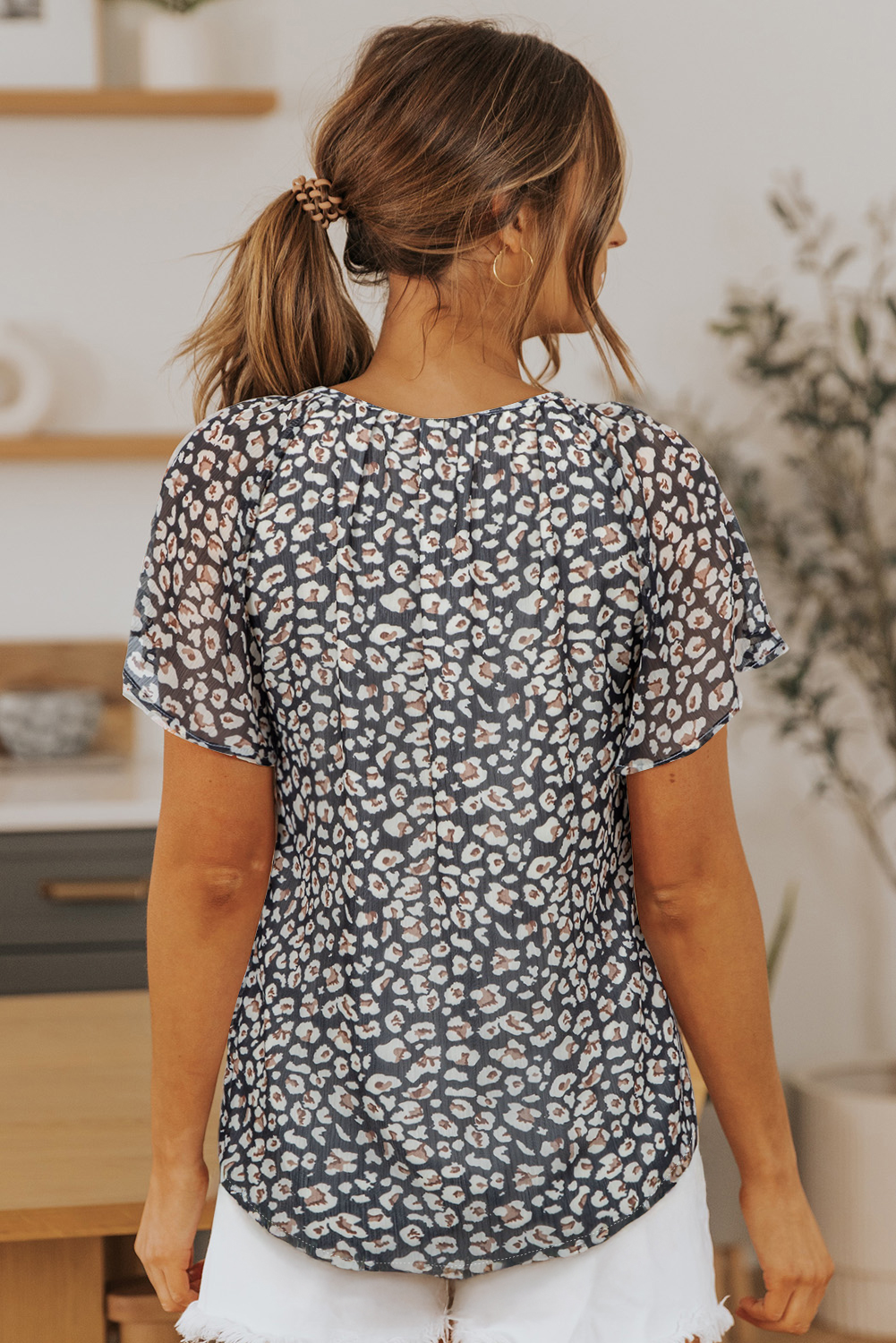Chic Black Floral Blouse with Ruffle Flutter Sleeves for Everyday Wear - Detail View 2