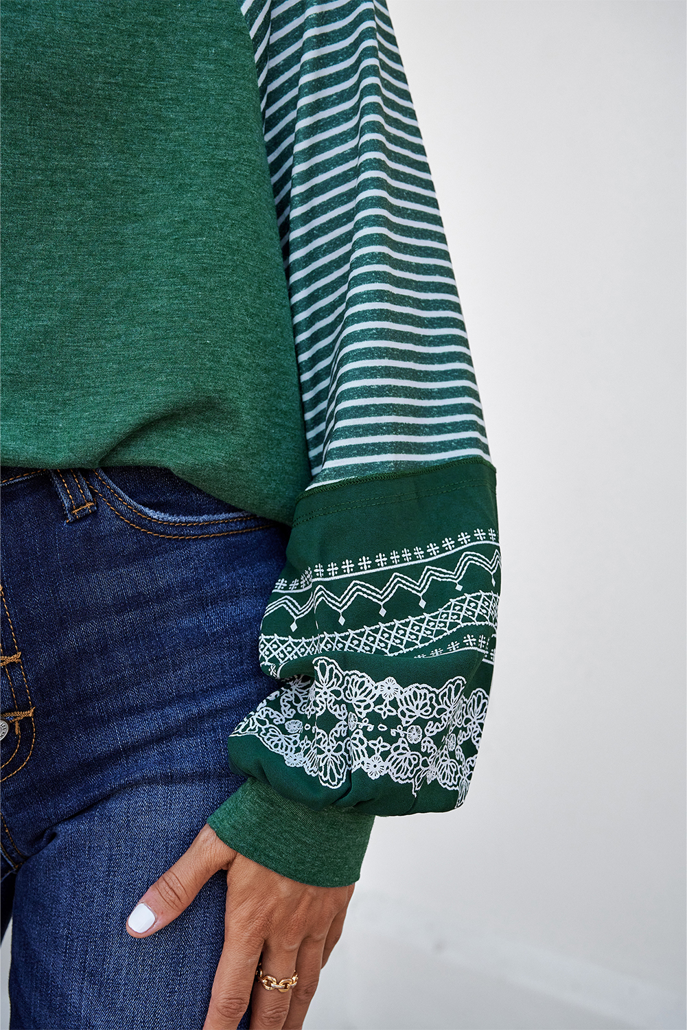 Casual Blackish Green Contrast Print Striped Raglan Long Sleeve Loose Top - Detail View 9