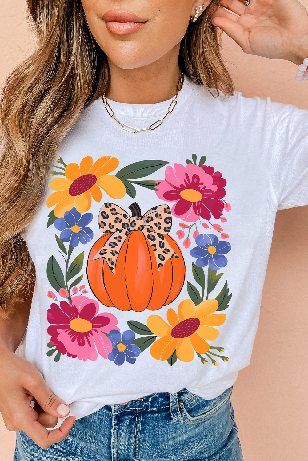 Festive Floral Graphic T-Shirt - Perfect for Thanksgiving Gatherings - Detail View 2