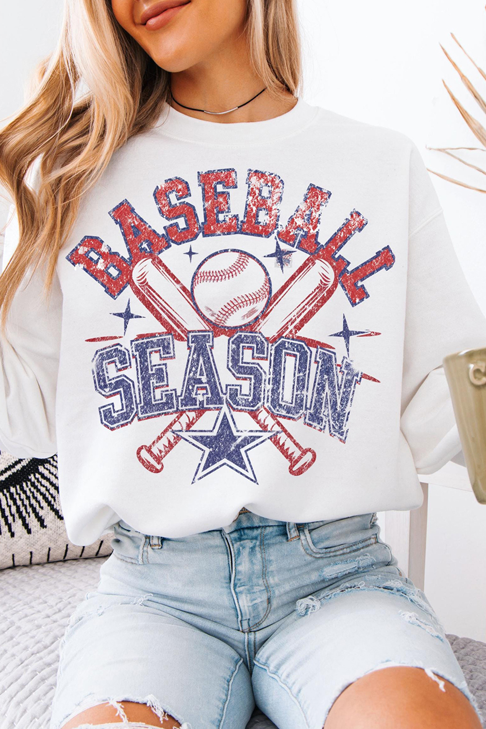 Casual Long Sleeve Crew Neck Sweatshirt with Vintage Print for Game Day - Detail View 2