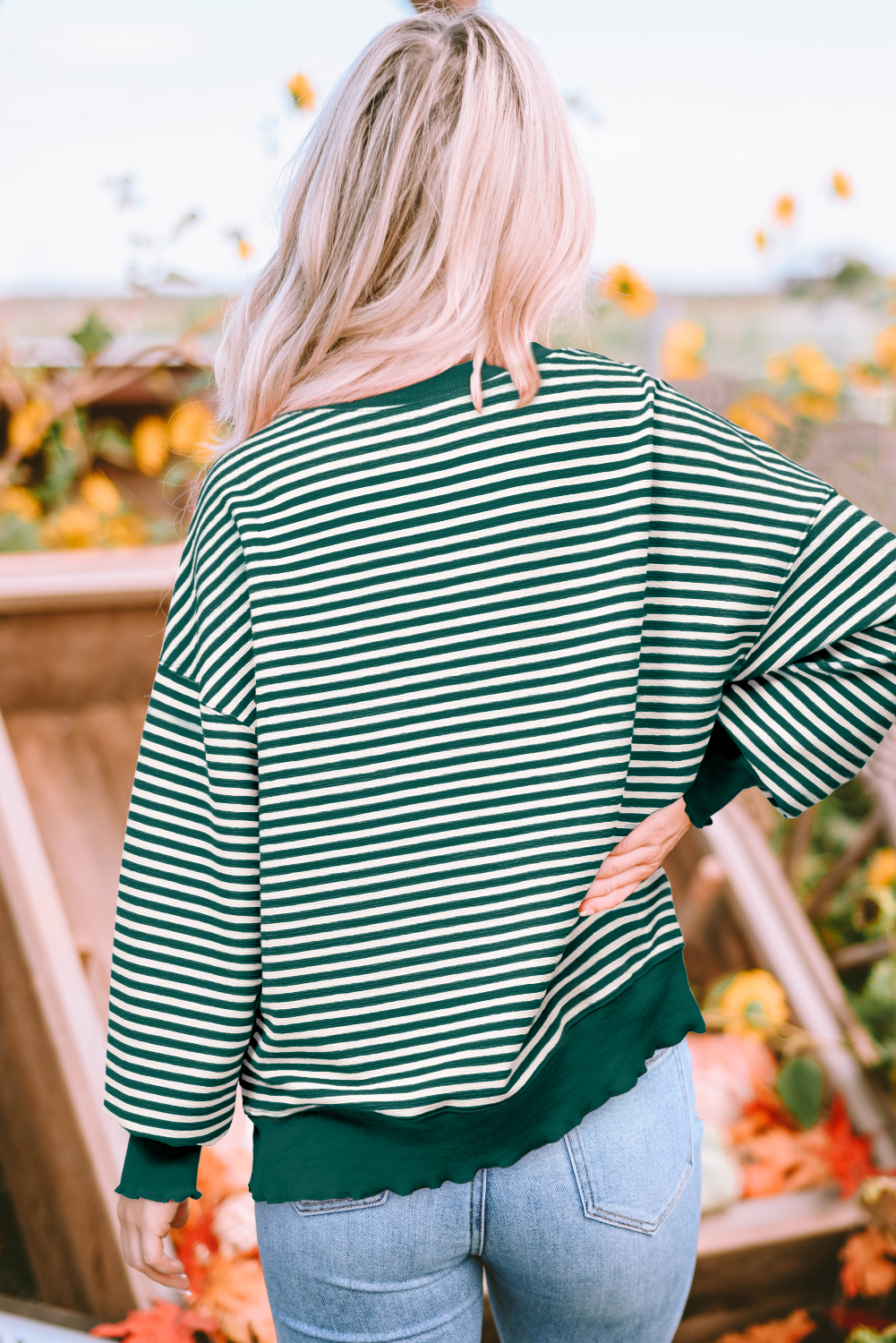 Stylish and Comfortable Long Sleeve Striped Top - Perfect for Daily Autumn Outfits - Detail View 2