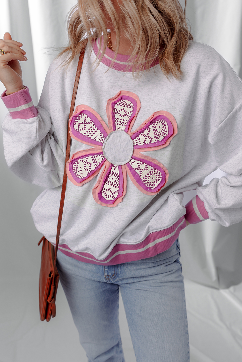 Stylish Long Sleeve Crew Neck Sweatshirt with Floral Patchwork and Contrast Trim - Detail View 10