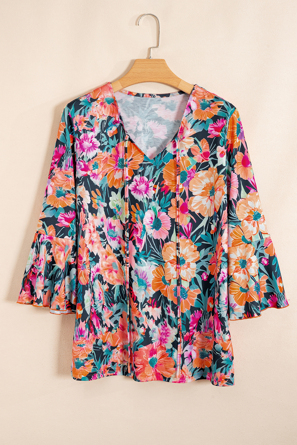 Versatile Daily Wear: Women's Black Floral Shift Blouse with Bracelet Sleeves - Detail View 3