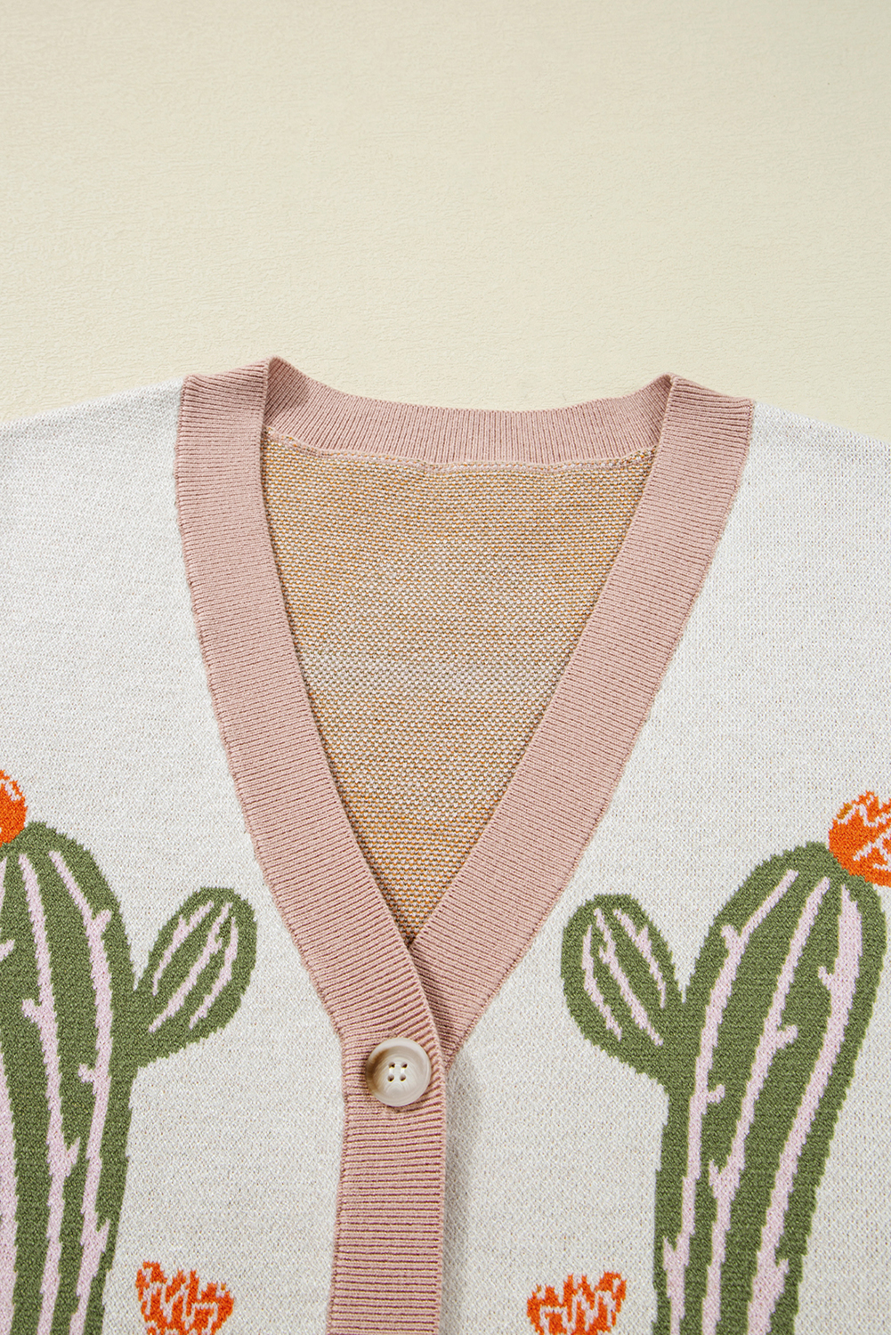 Chic Long Sleeve V Neck Cardigan with Western Print - Perfect for Fall & Autumn - Detail View 6