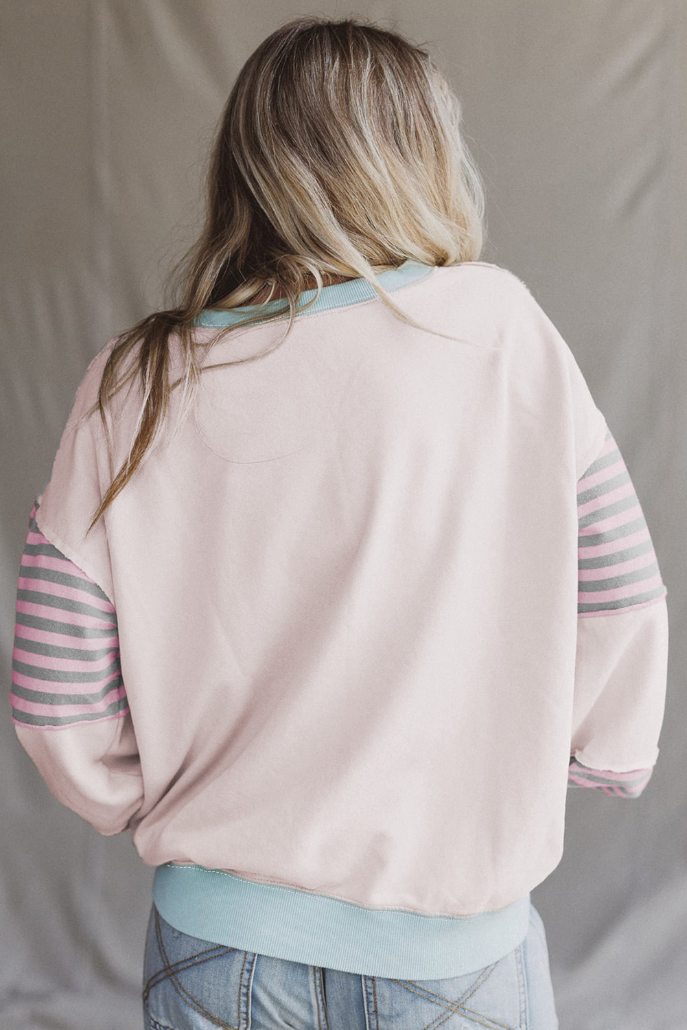 Casual Fall Sweatshirt with Colorblock Design and Drop Shoulder, Perfect for Daily Wear - Detail View 2