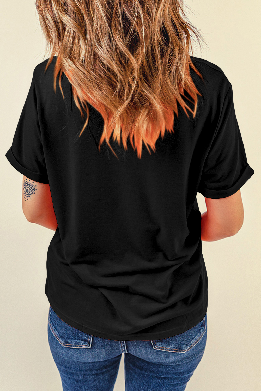 Casual Black T-Shirt with Adorable Ghost Bow Embroidery - Perfect for Halloween - Detail View 6