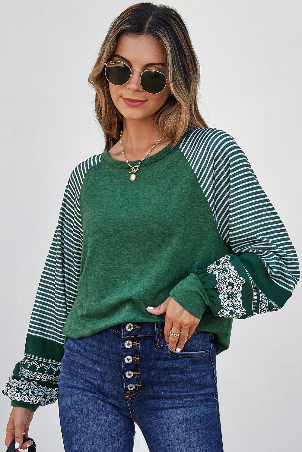 Comfortable and Chic Women's Loose Fit Striped Top for Daily Wear - Detail View 3