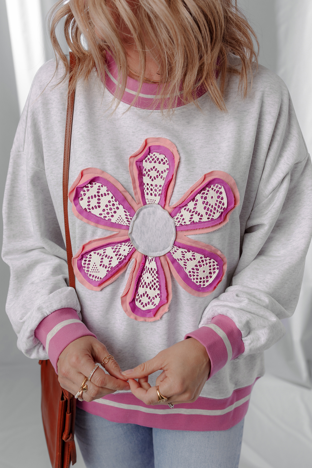 Stylish Long Sleeve Crew Neck Sweatshirt with Floral Patchwork and Contrast Trim - Detail View 6