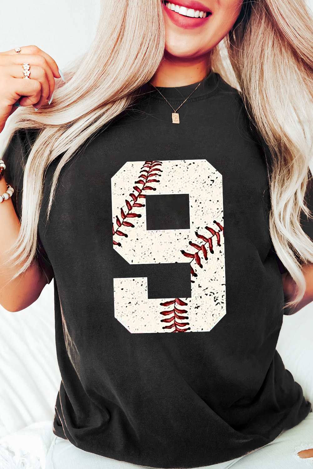 Trendy Oversized Tee for Game Day - Black Round Neck Shirt for Summer - Detail View 3