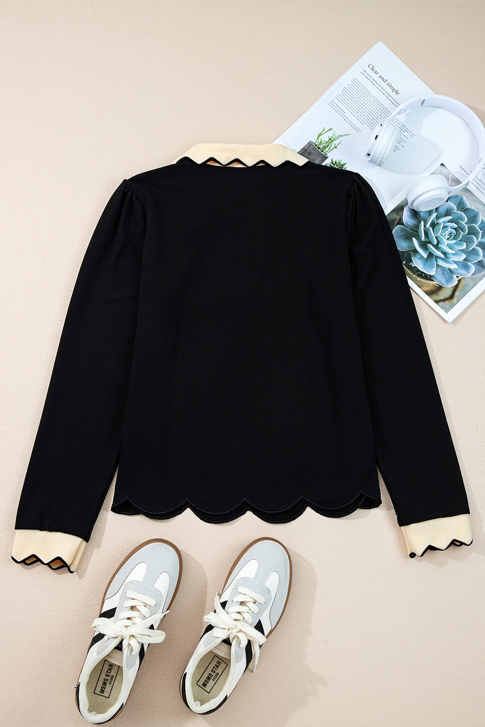 Trendy and Comfortable Women's Casual Top - Perfect for Fall & Autumn Occasions - Detail View 3