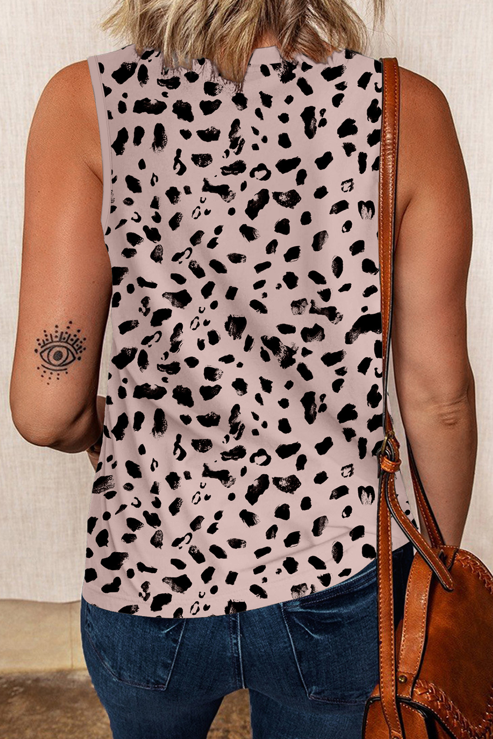 Trendy Apricot Leopard Pattern Tank Top - Comfortable and Stylish for Daily Use - Detail View 2