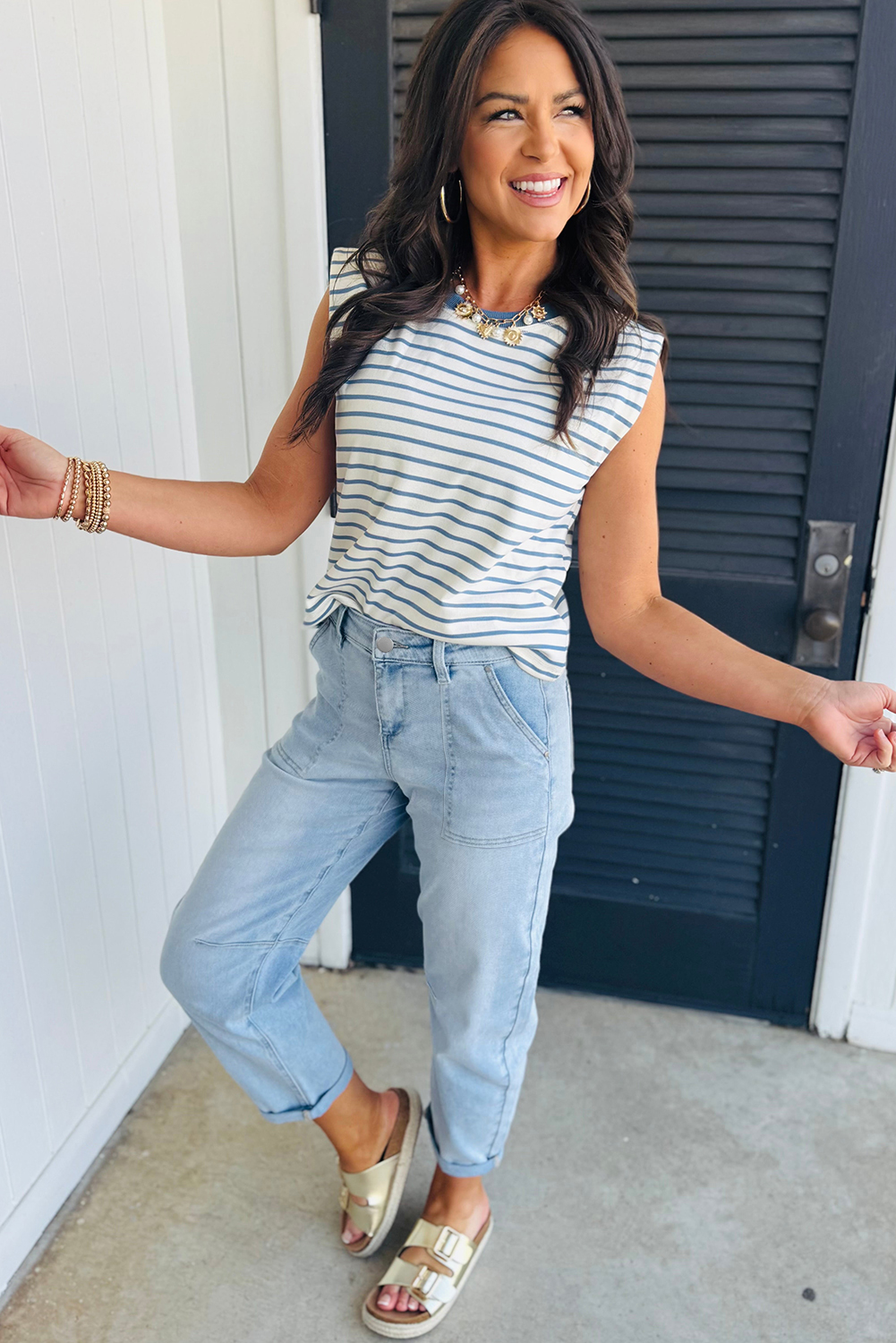 Trendy High Waist Barrel Jeans for Women - Comfortable and Durable - Detail View 2