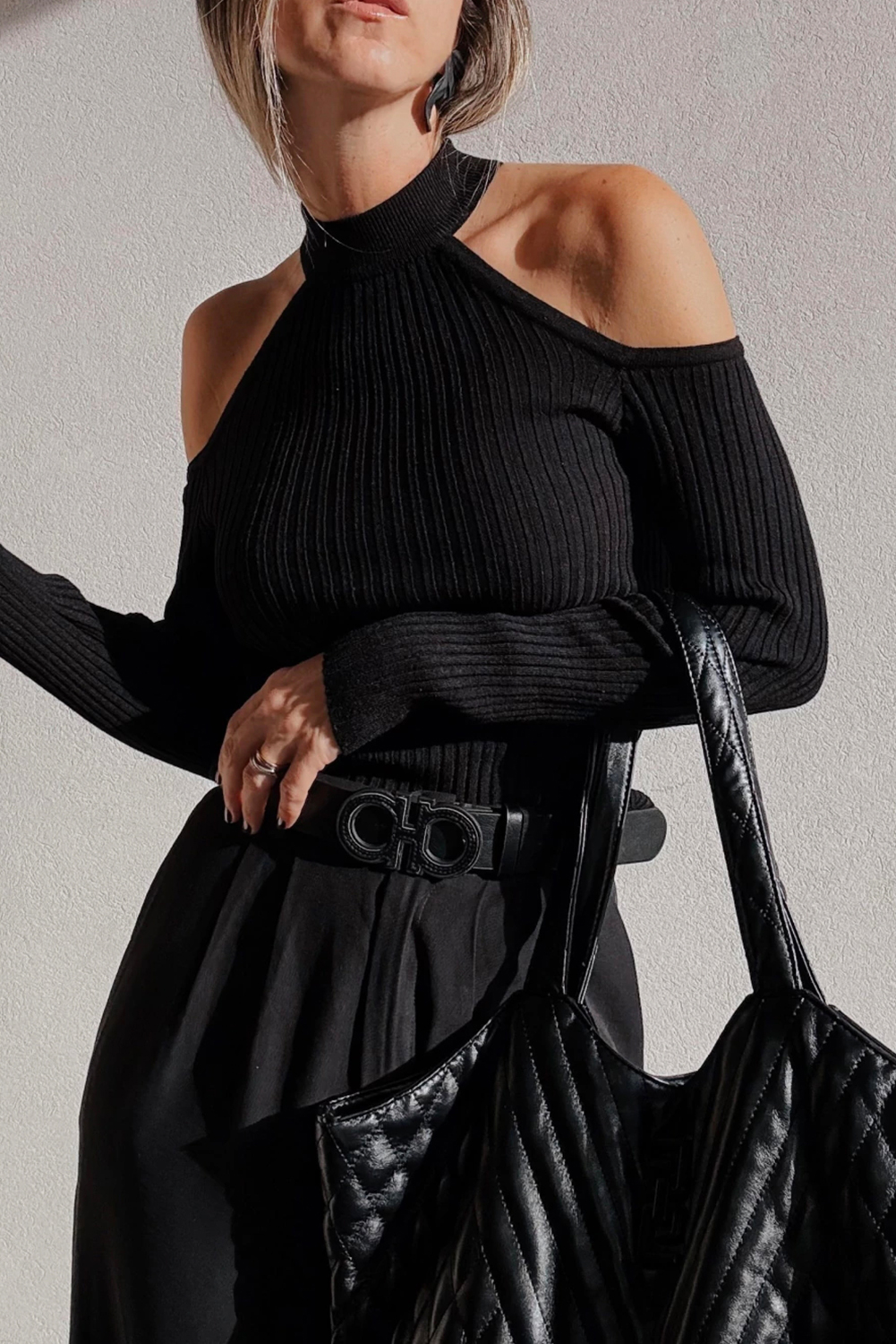 Women's Black Ribbed Knit Cold Shoulder Choker Neck Sweater - Stylish and Cozy for Fall - Detail View 5
