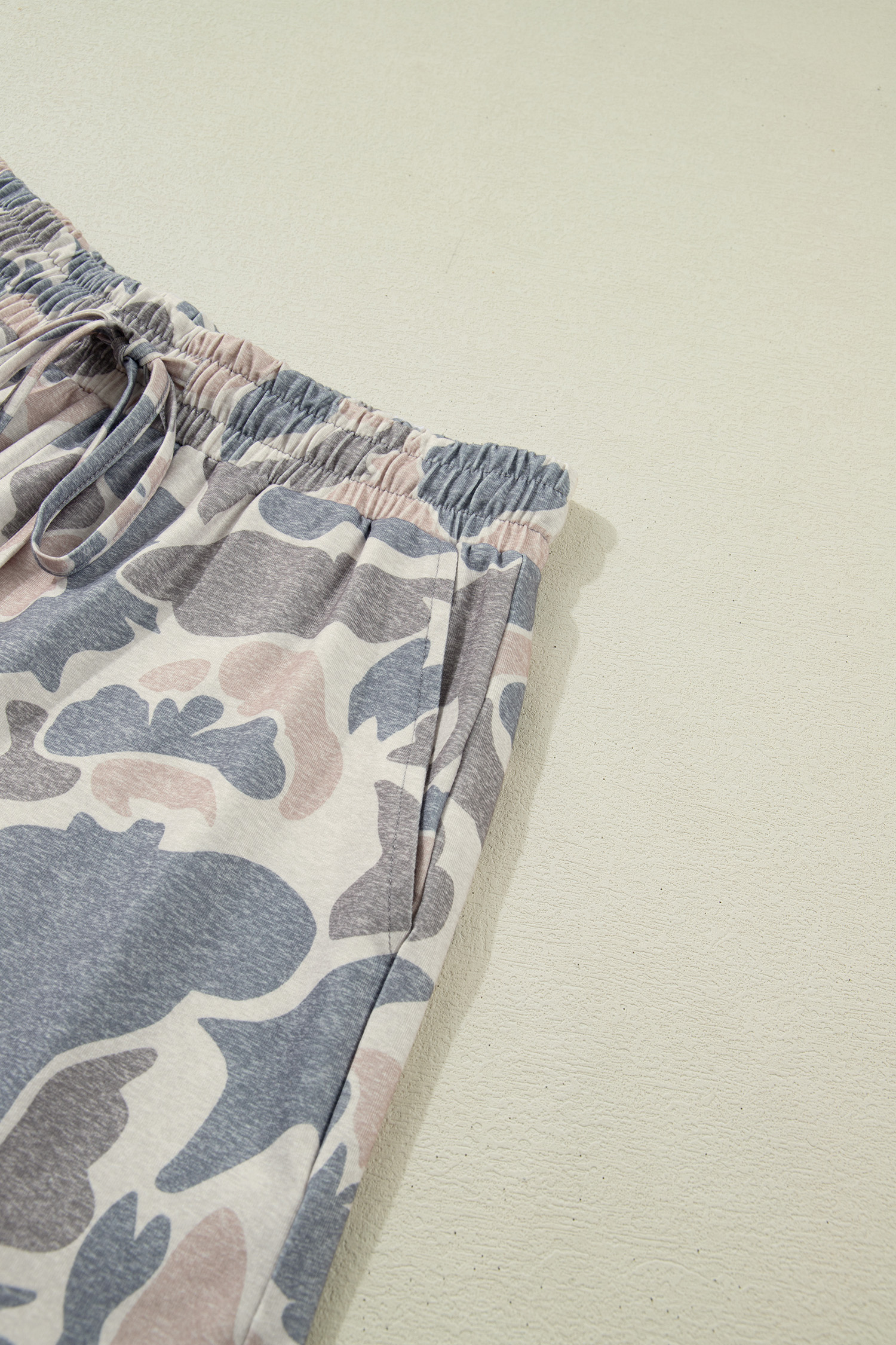 Summer Camouflage Matching Set – Trendy Women's Casual Short Sleeve Outfit for Outdoor Adventures - Detail View 9