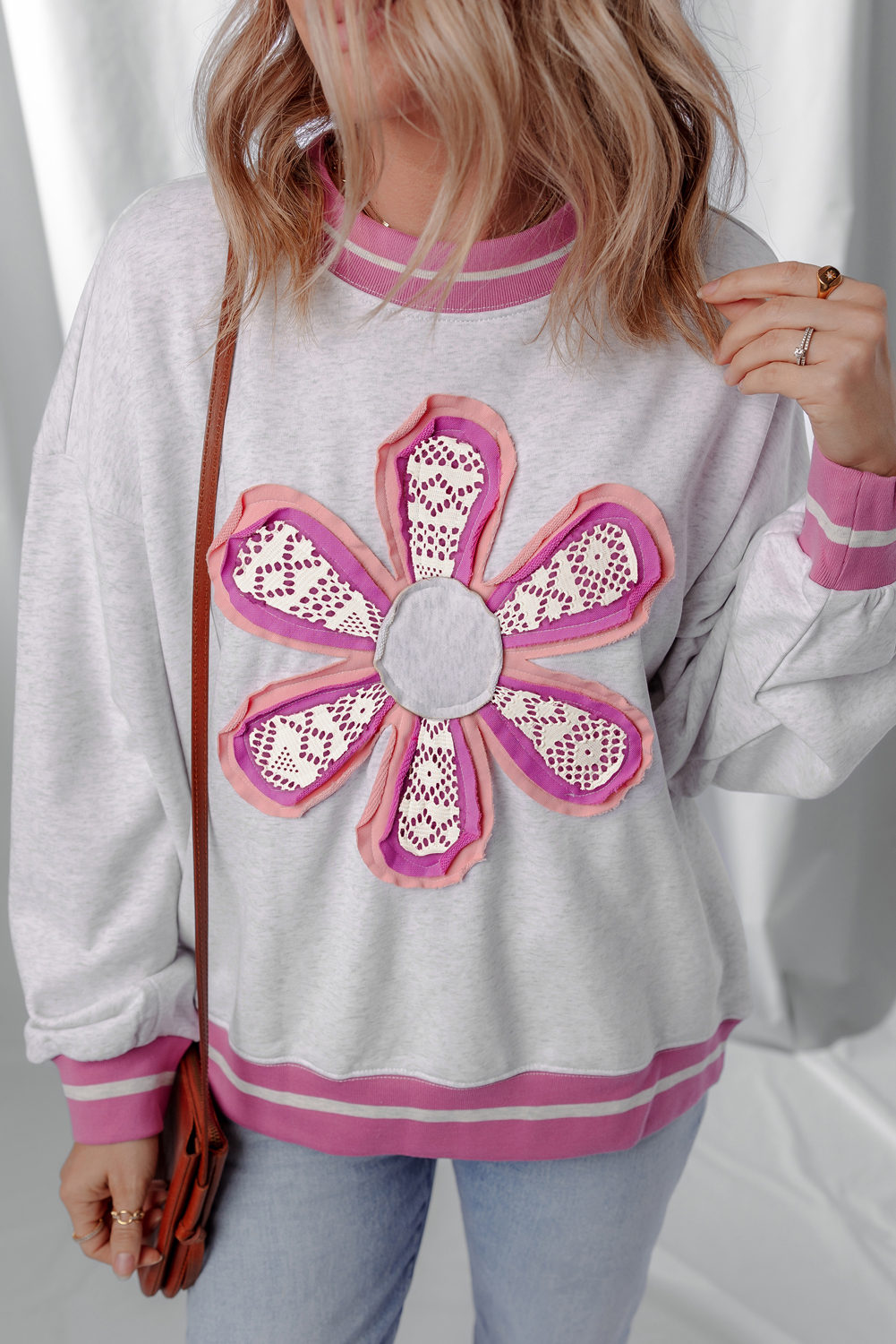 Stylish Long Sleeve Crew Neck Sweatshirt with Floral Patchwork and Contrast Trim - Detail View 2