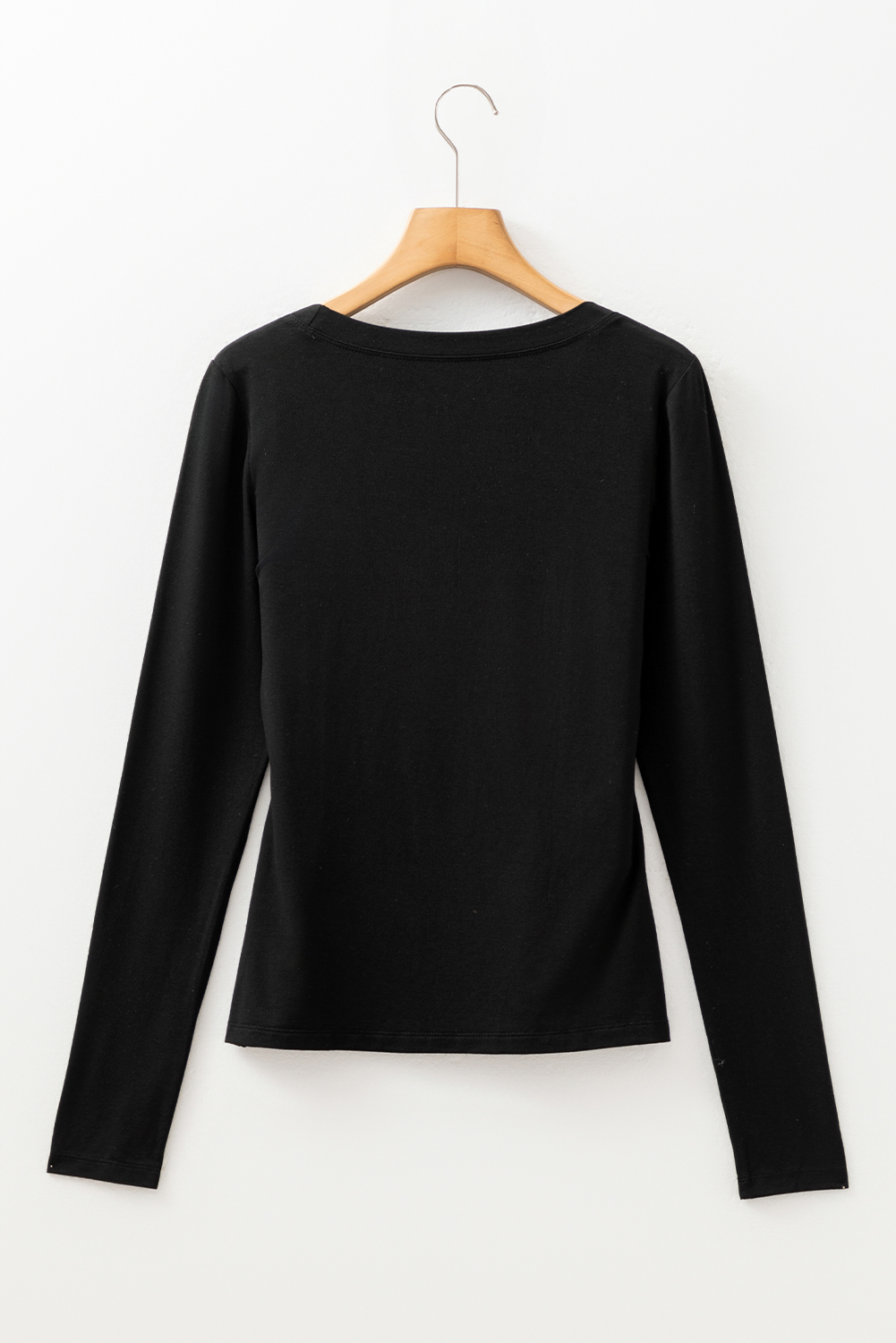 Women's Black Solid Color Long Sleeve Fitted Top - Elegant Round Neck Sheath Style - Detail View 5