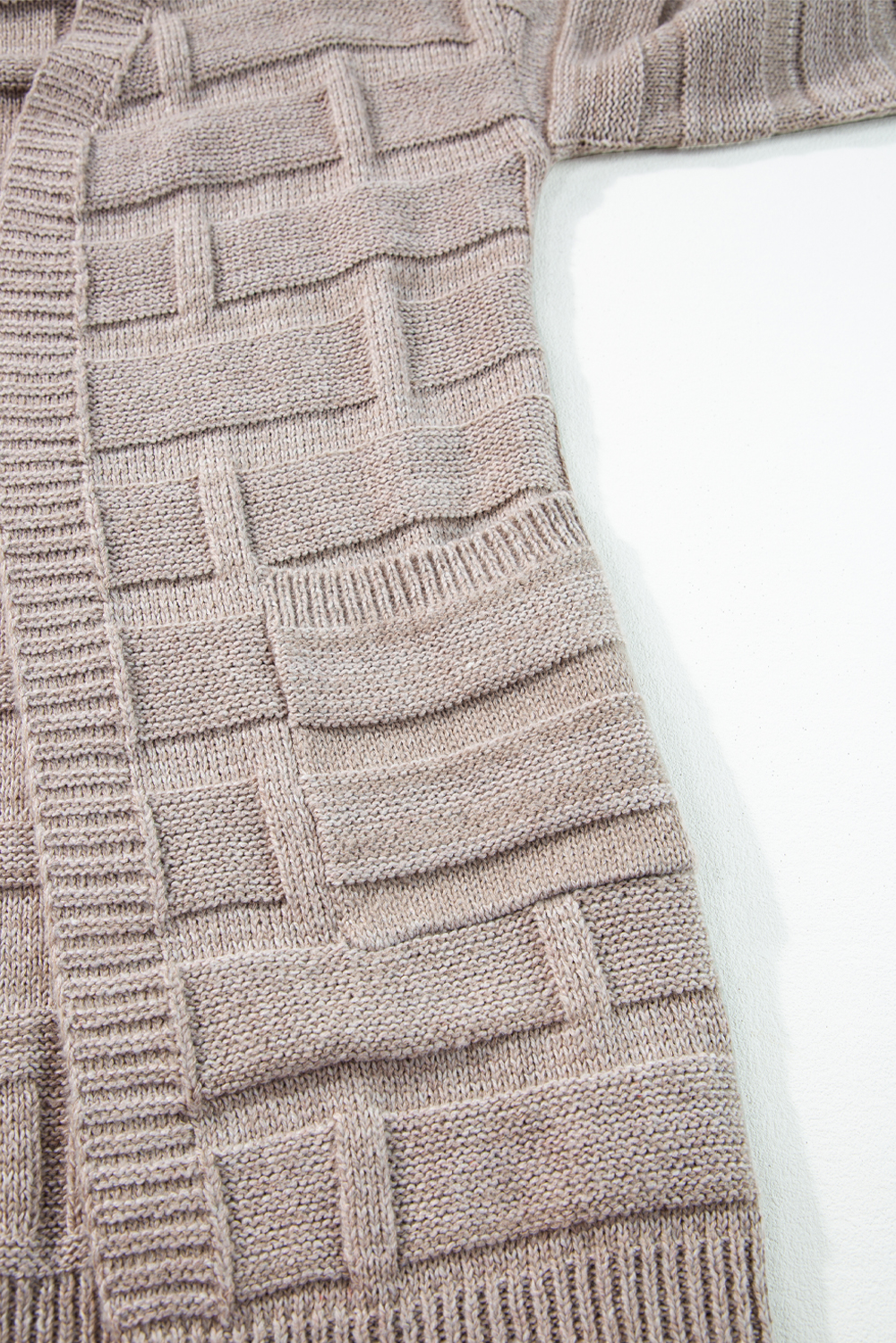 Versatile Solid Color Knit Cardigan with Pockets - Ideal for Layering and Everyday Style - Detail View 11