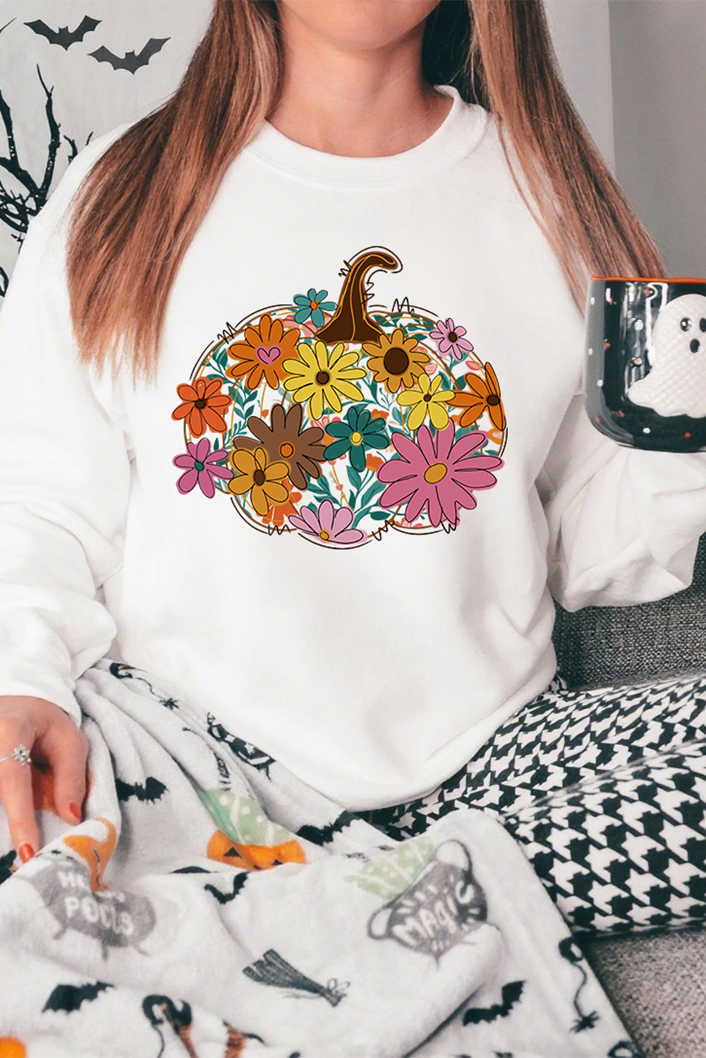Cozy Long Sleeve Round Neck Sweatshirt with Autumn Pumpkin Design - Detail View 6