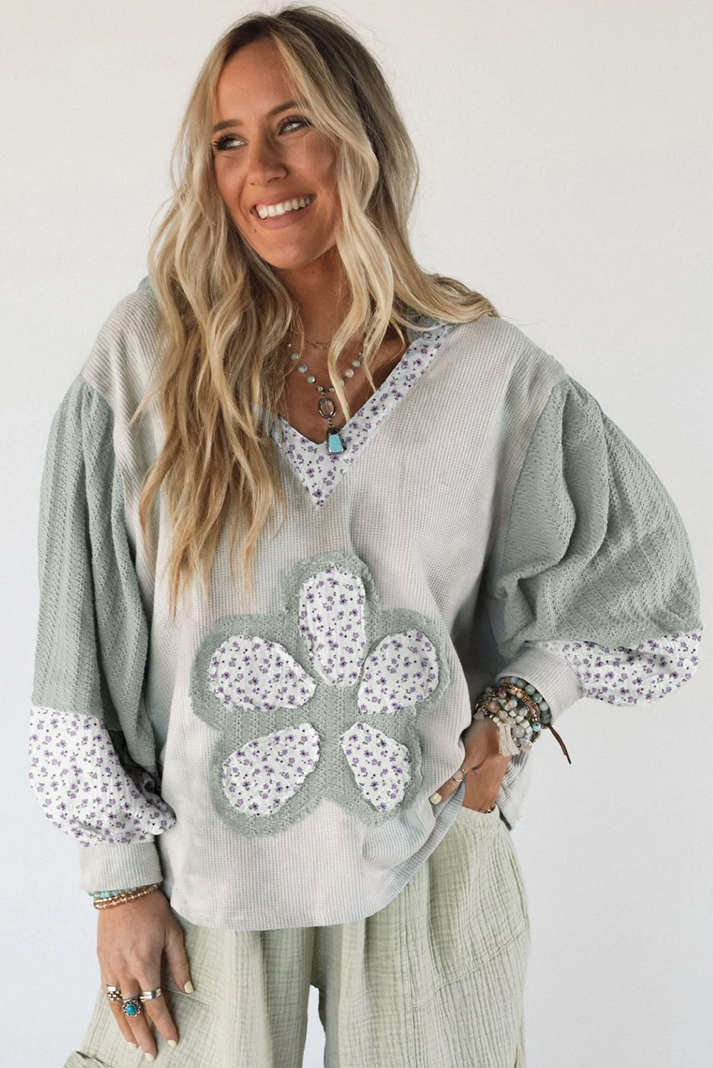 Stylish Long Sleeve Hooded Top in Green with Floral Patchwork and Colorblock Design - Detail View 2
