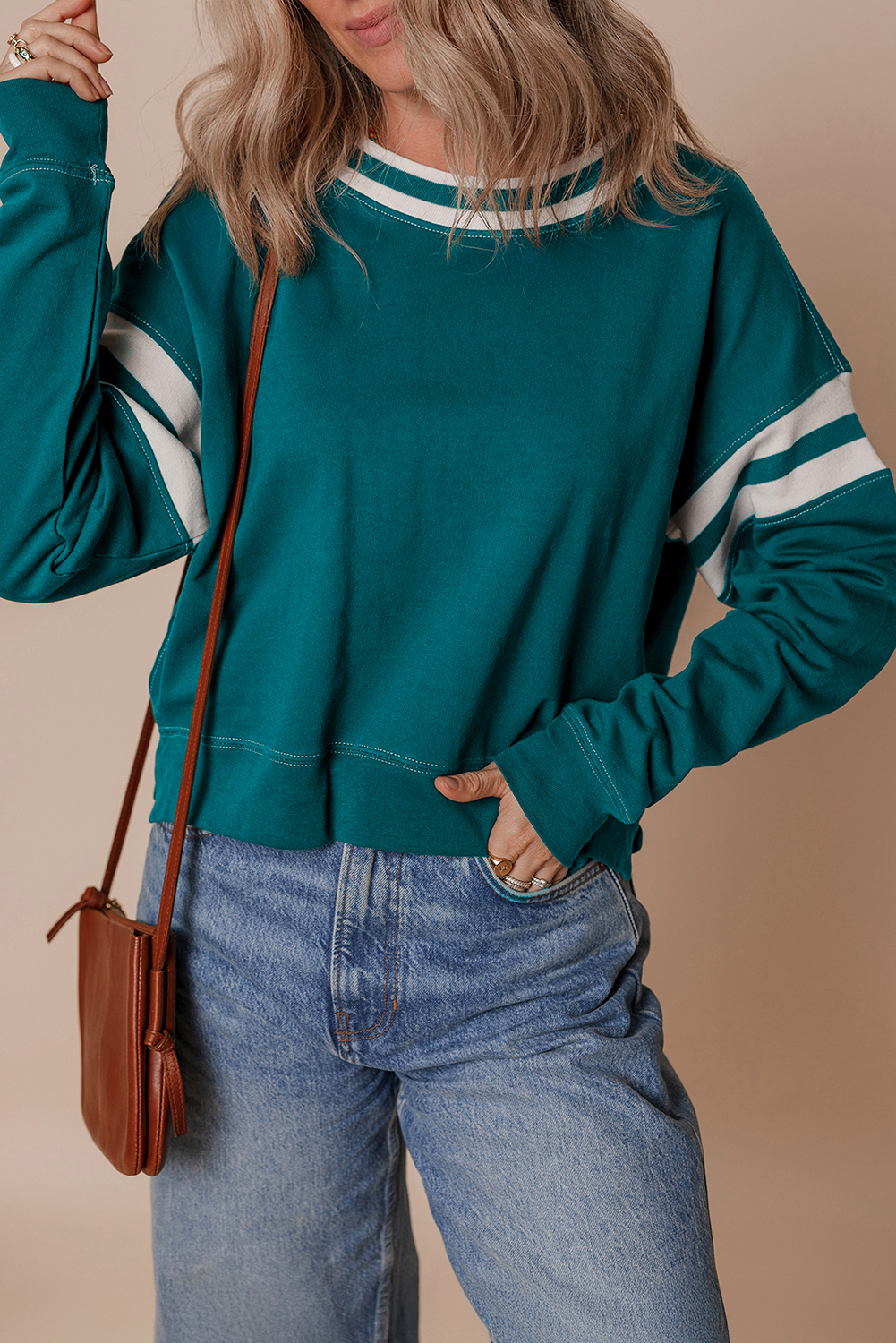 Casual Long Sleeve Round Neck Pullover - Relaxed Fit for Effortless Style - Detail View 7