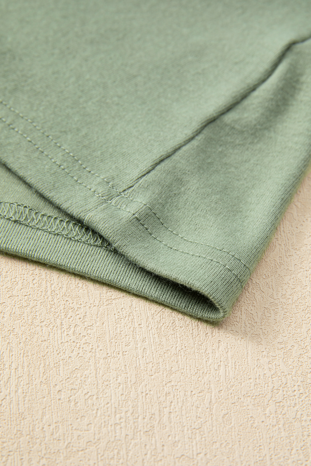 Women's Laurel Green Solid Color Raglan Long Sleeve Top with Seam Detail - Detail View 21