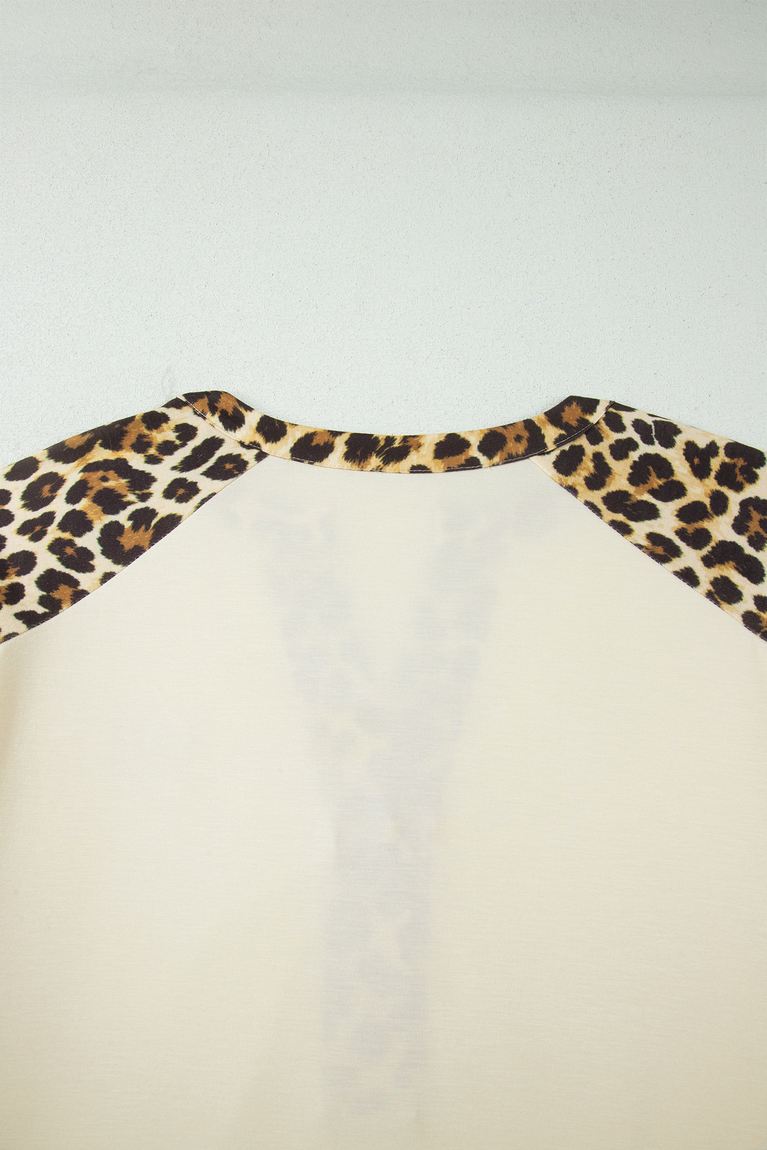 Western Style Women's Leopard Patchwork Tee – Beige Plus Size Short Sleeve Polo Top for Summer and Daily Outings - Detail View 9