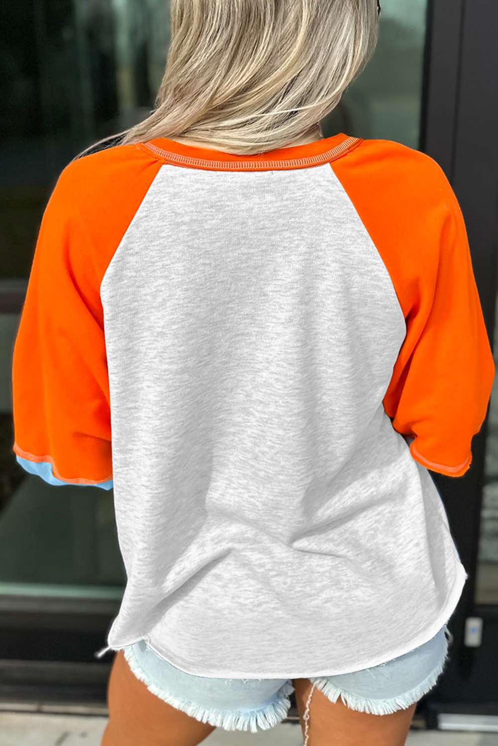 Casual Long Sleeve Slogan Tee - Light Grey with Colorblock Design - Detail View 2
