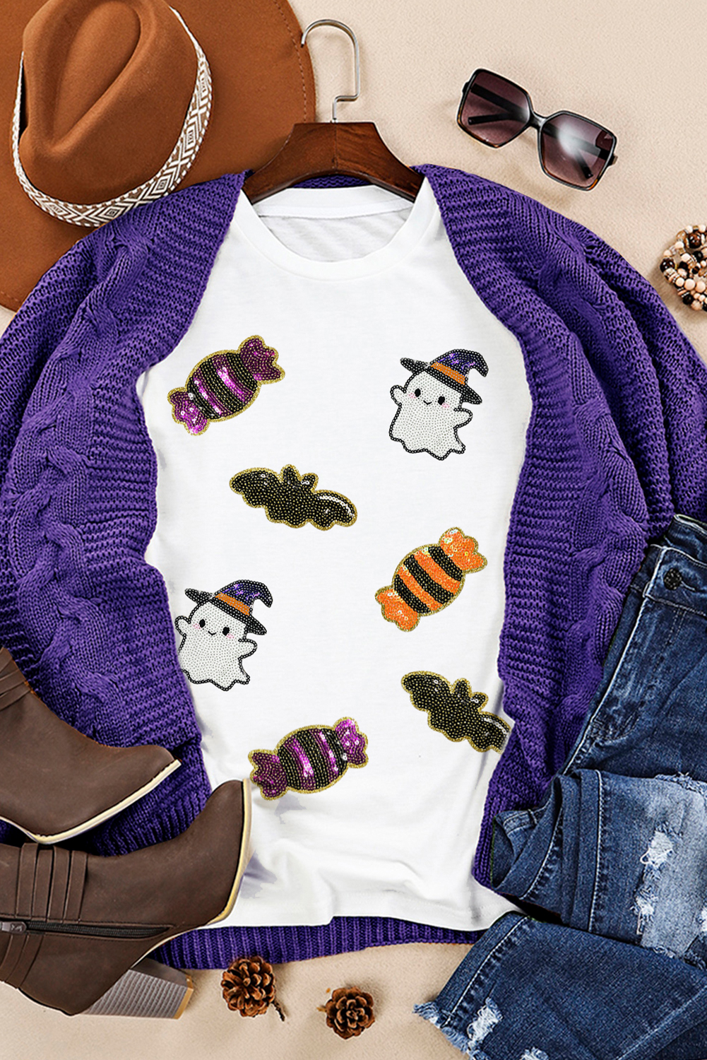 Trendy White Short Sleeve Tee with Sequined Halloween Design - Perfect for Daily Wear - Detail View 2