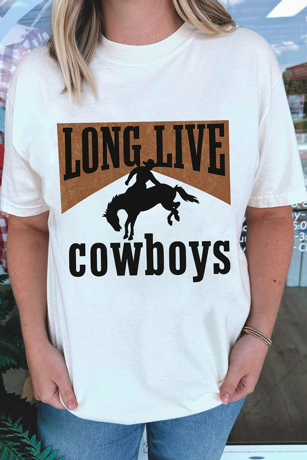 Casual Crew Neck T-Shirt with Cowboy Graphic Print - Comfortable Fit - Detail View 2