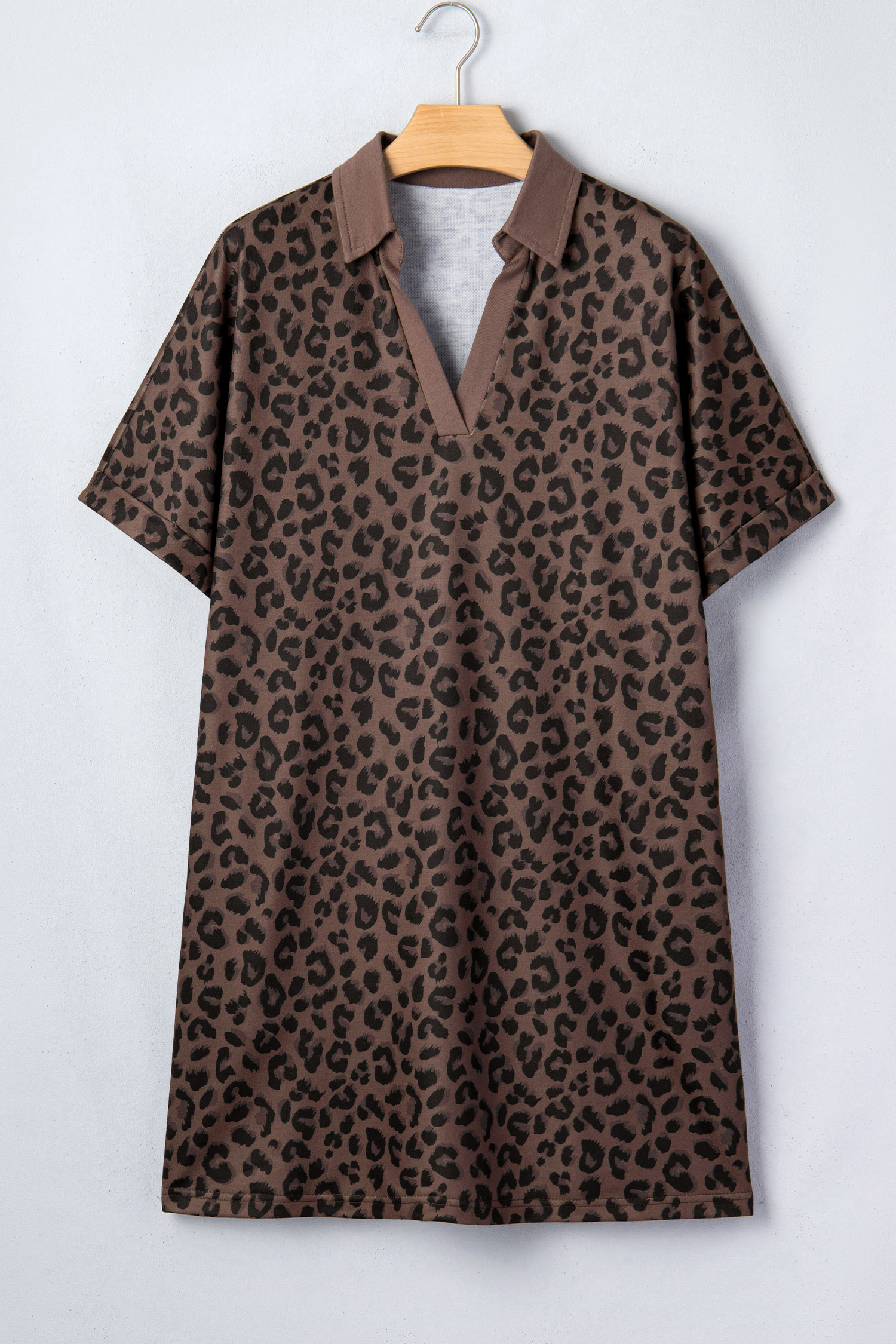 Stylish Leopard Print Mini Dress – Short Sleeve Casual Shift Dress for Women, Essential Summer Vacation Outfit - Detail View 6