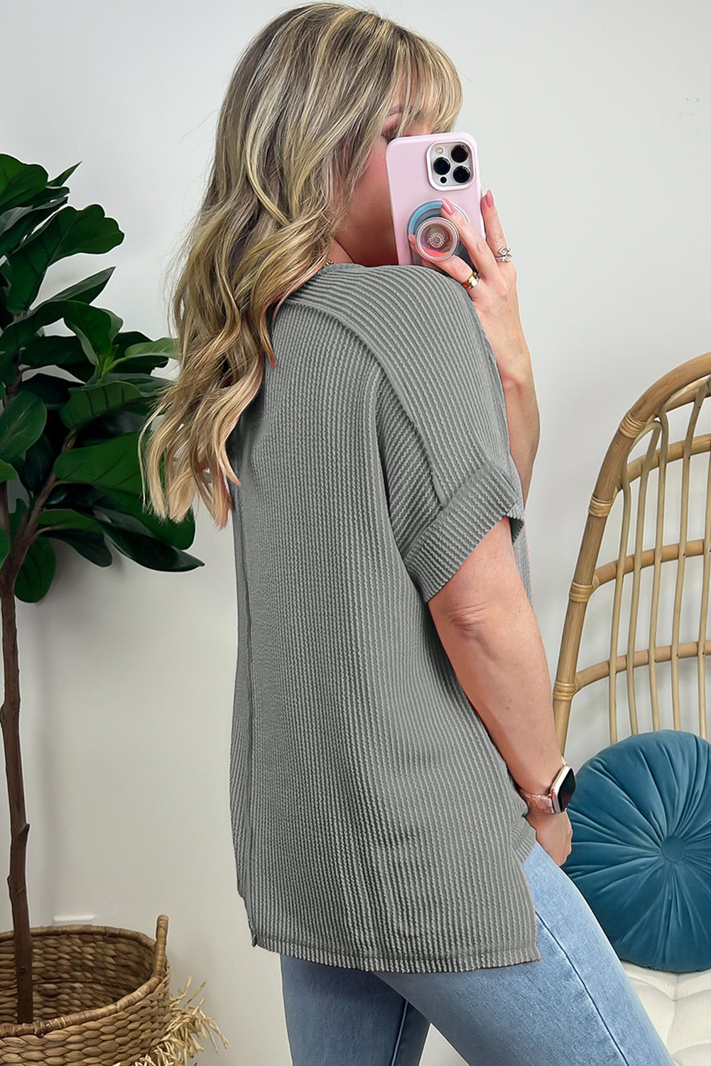 Casual Short Sleeve Medium Grey T-Shirt with Bow and Sequins - Perfect for Daily Wear - Detail View 2