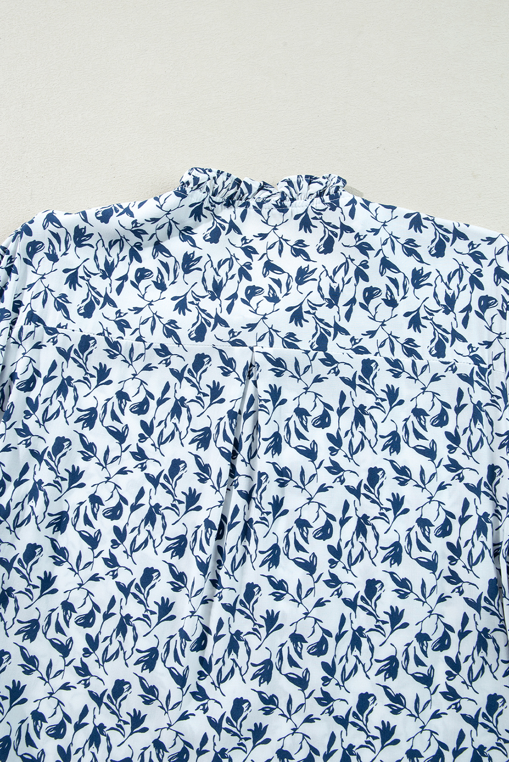 Elegant Fall Shirt for Women - Blue Floral Design with Lace and Puff Sleeves - Detail View 10