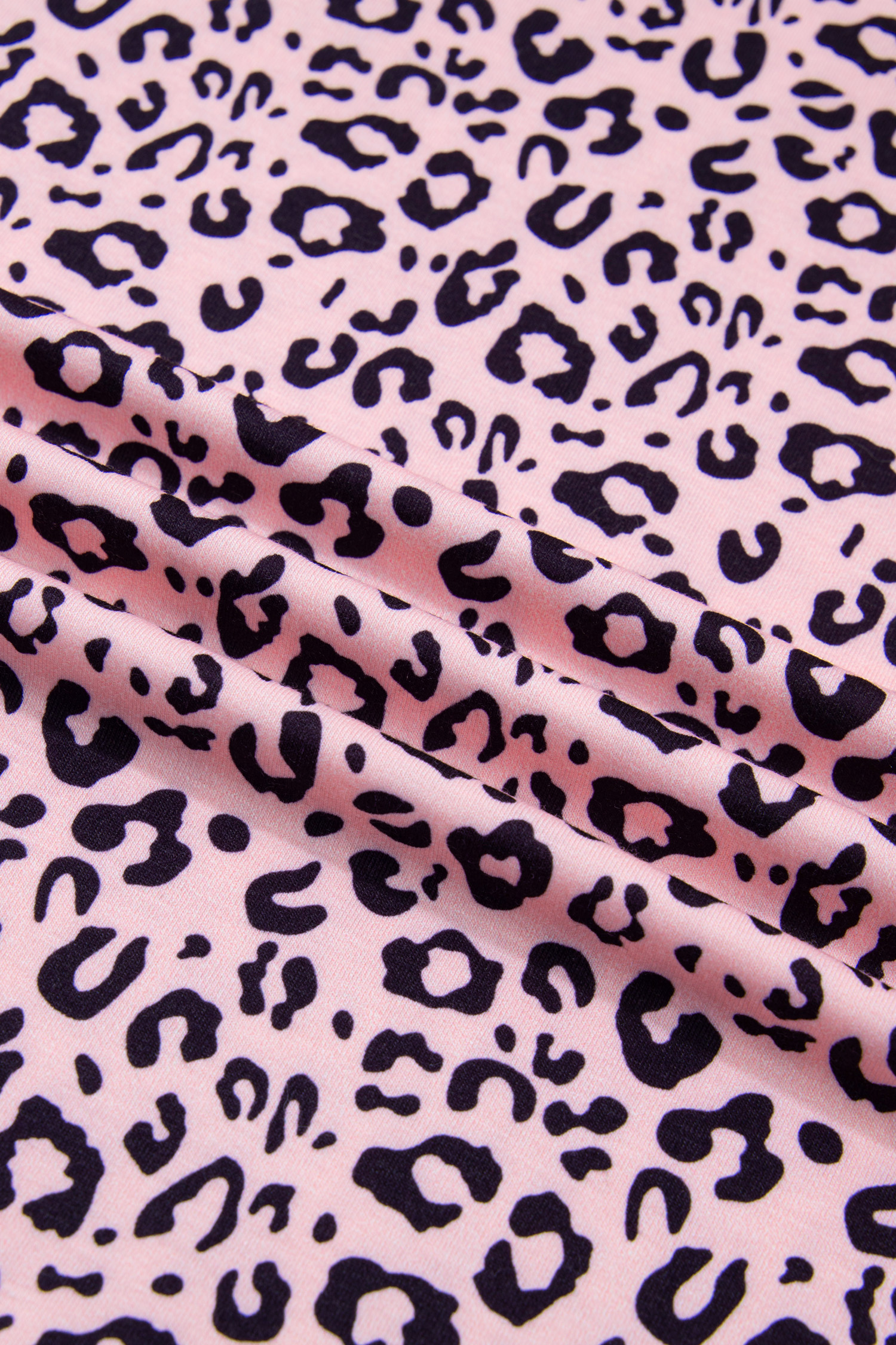 Summer Plus Size Patchwork Tee – Stylish Pink Leopard and Striped Print Women's Top - Detail View 6
