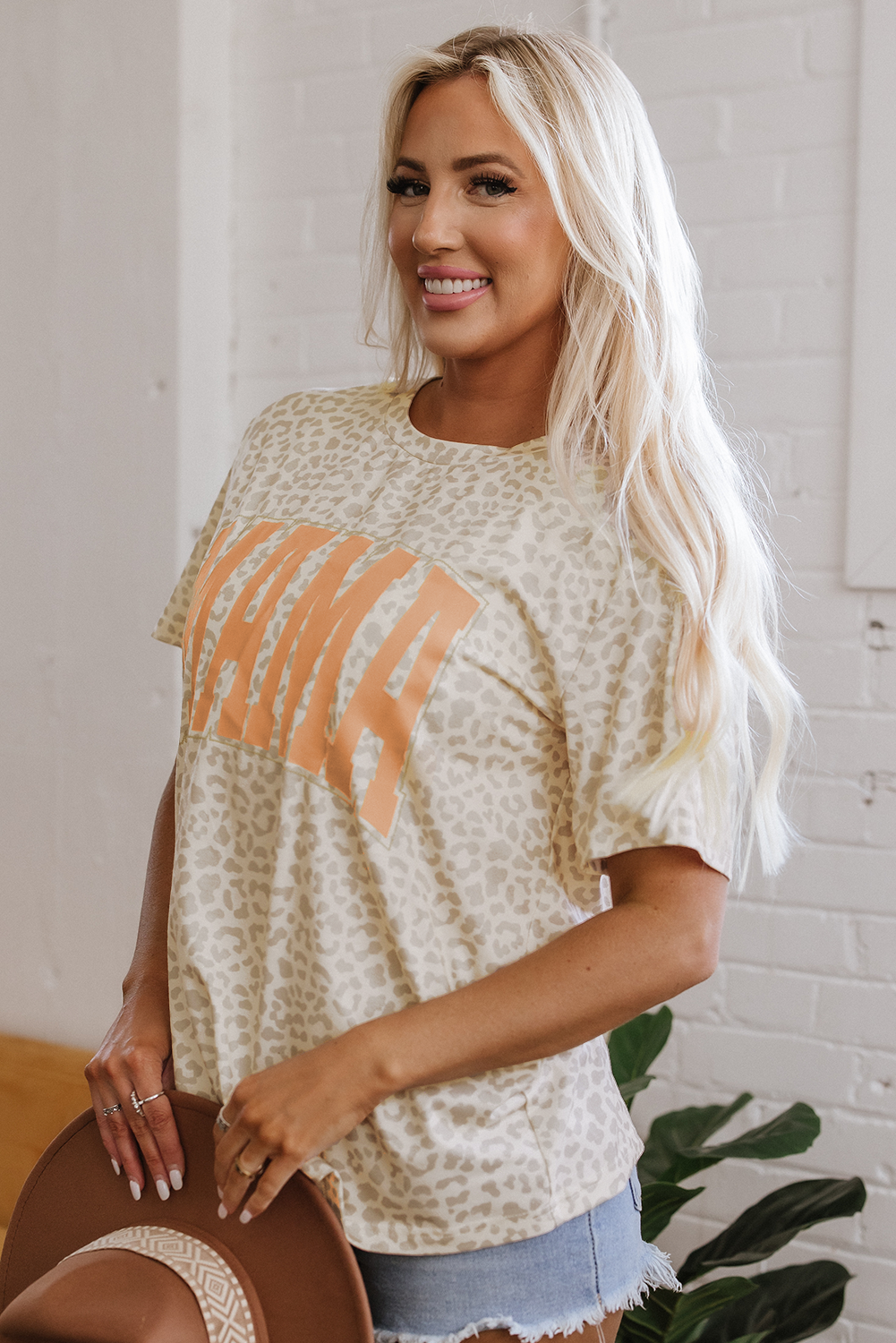 Women's Yellow MAMA Letter Graphic Leopard Loose Tee - Trendy and Comfortable Casual Wear - Detail View 5