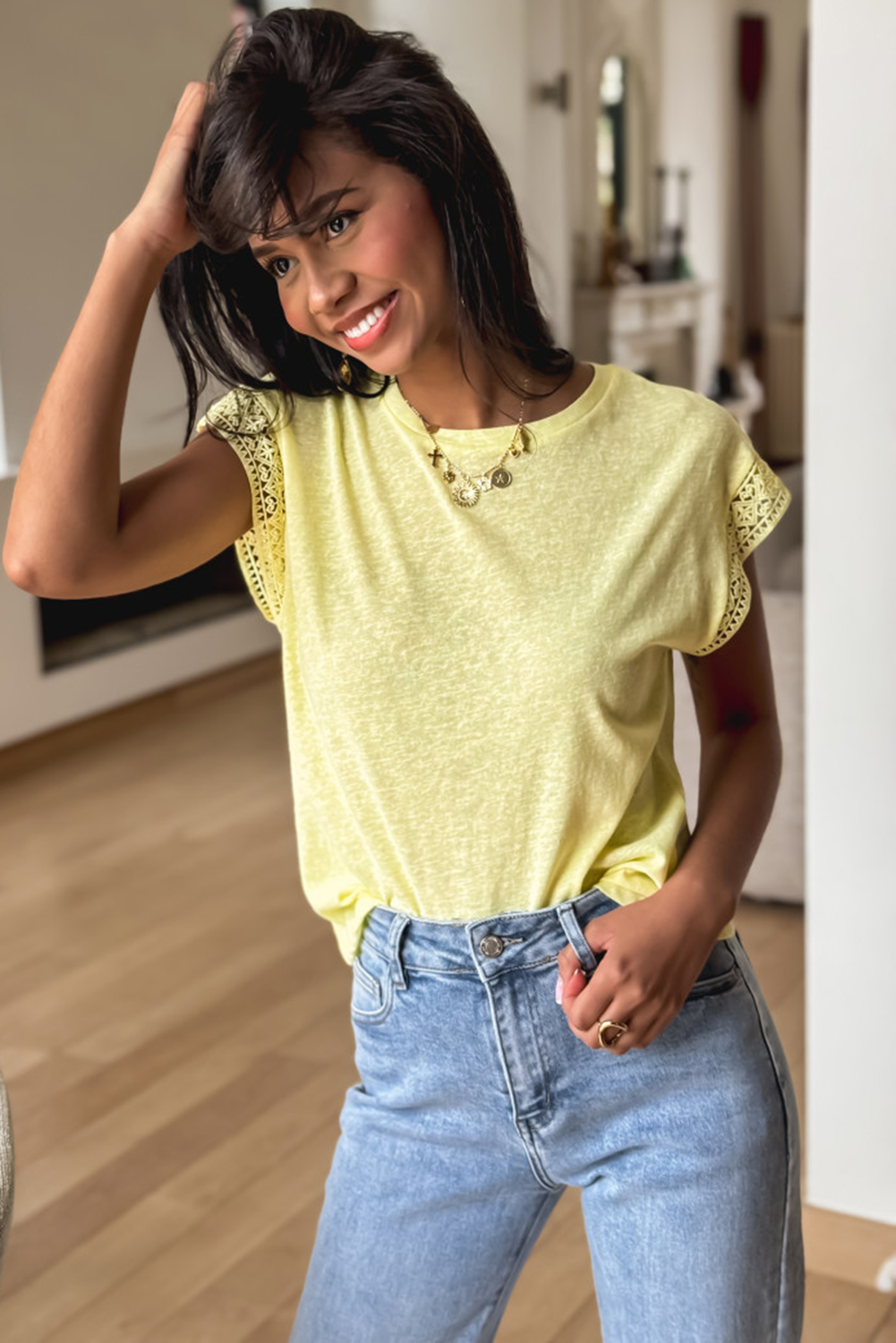 Stylish Cap Sleeve T-Shirt with Lace Patchwork - Elegant Yellow Cream Design - Detail View 6