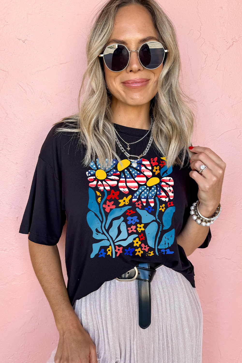Patriotic Floral Graphic T-Shirt with Relaxed Drop Shoulder Design for Women - Detail View 6