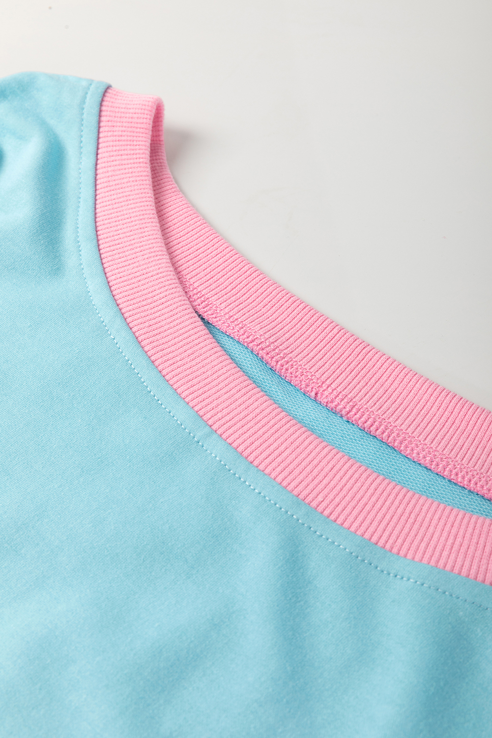 Women's Plus Size Turquoise Contrast Trim T-Shirt and Mini Skirt Two-Piece Set - Detail View 9