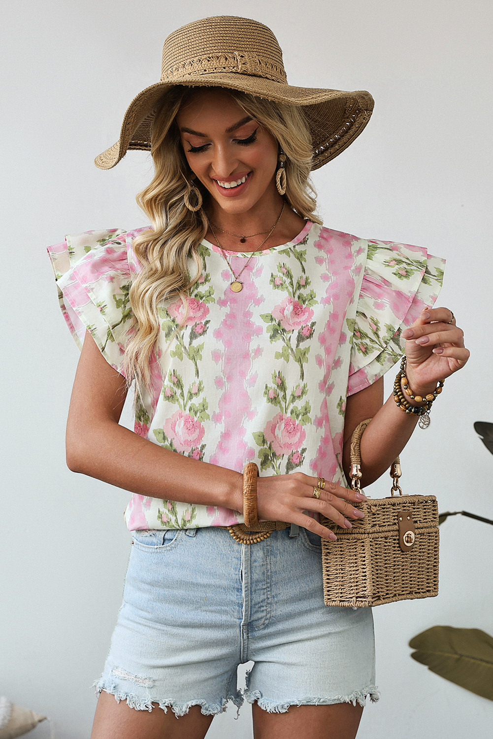 Stylish Shift Fit Pink Floral Blouse - Embrace Summer Elegance with Ruffled Sleeves - Detail View 3