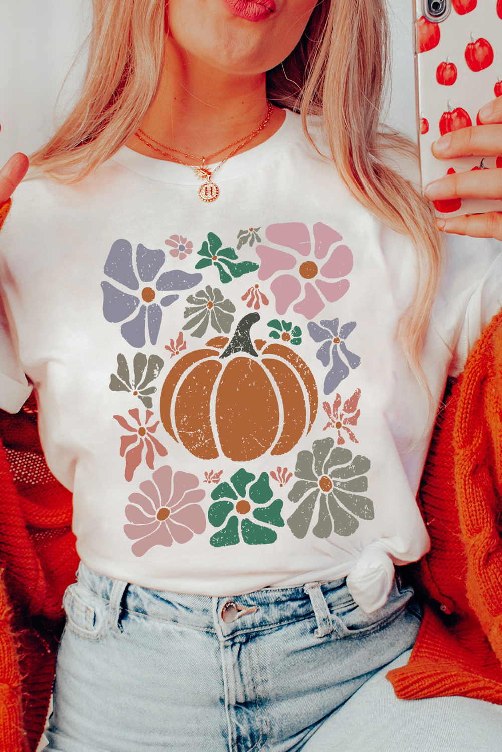Festive Casual Tee with Pumpkin Graphic - Perfect for Fall Celebrations - Detail View 6