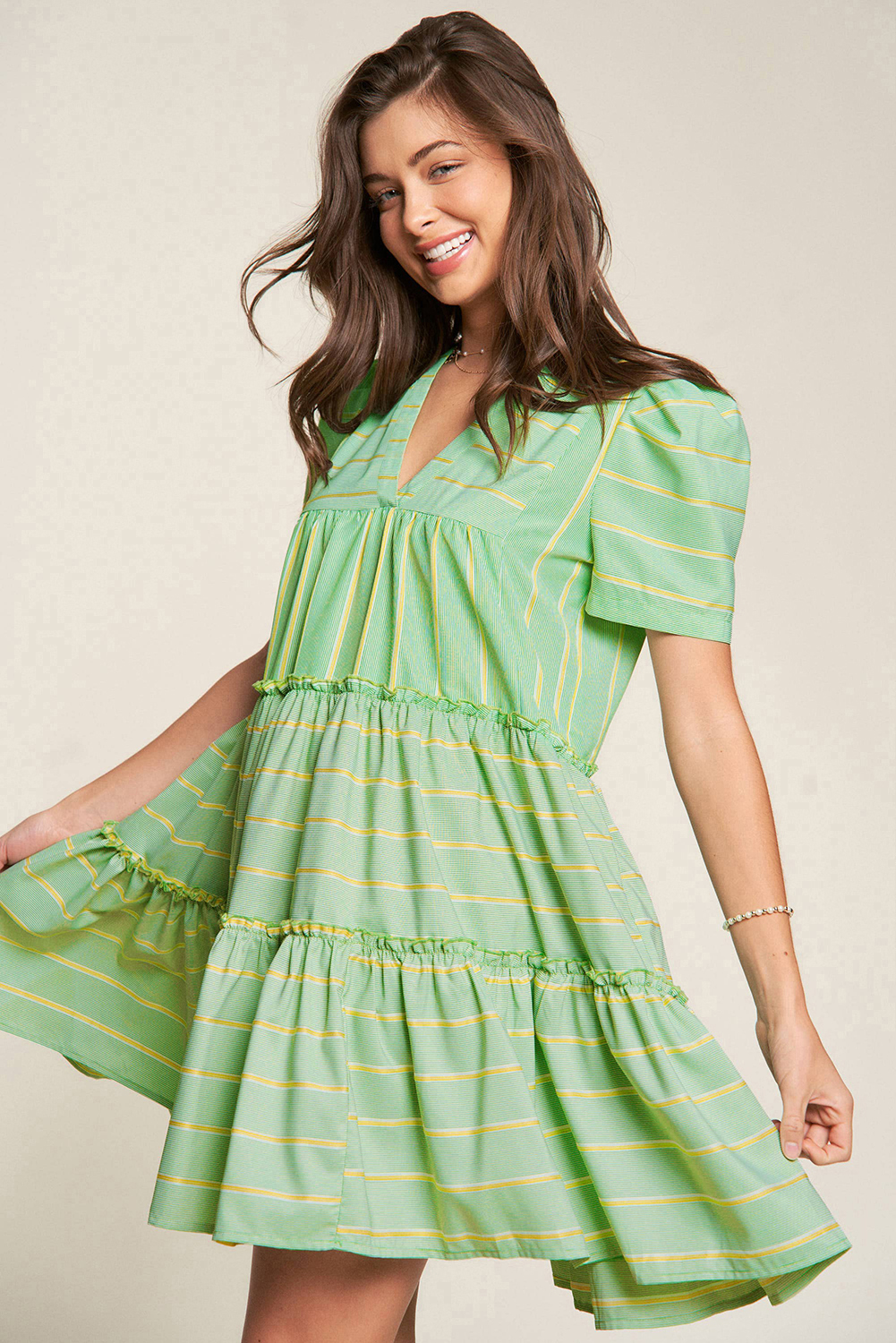Stylish A-Line Dress for Women - Short Sleeve, V Neck, Perfect for Daily Wear - Detail View 3